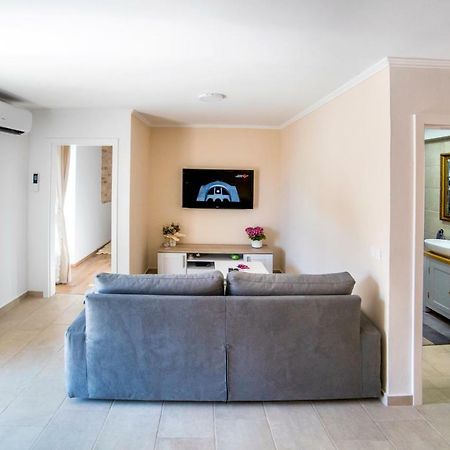 Emma Appartment Пореч Экстерьер фото